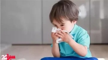 نزلات البرد المتكررة لدى طفلك سببها أخطاء شائعة في رعايته تجنبيها فورًا